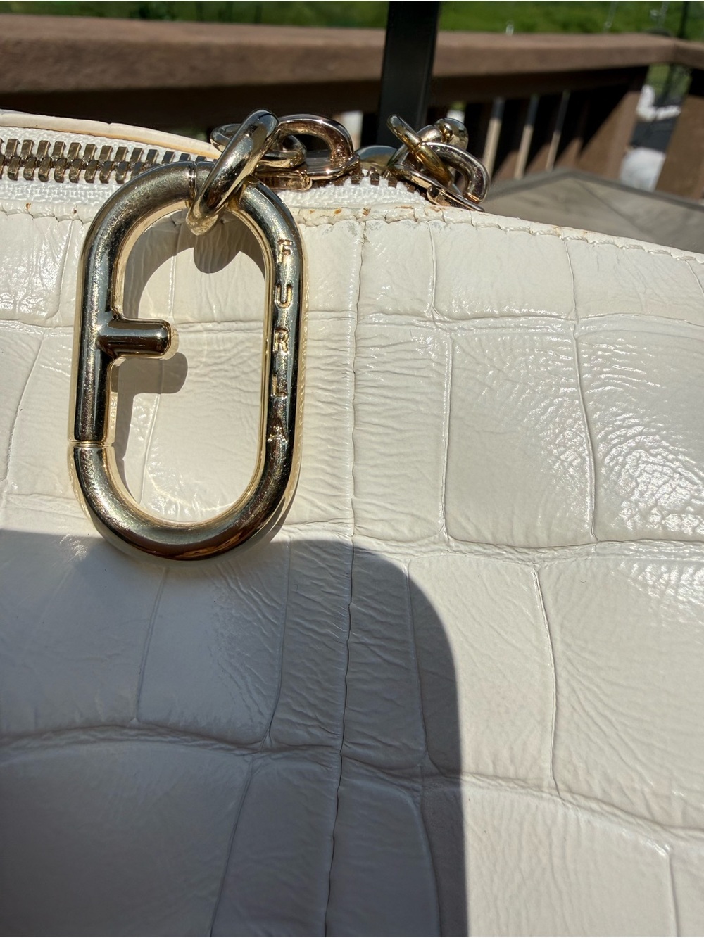 EUC Furla Ginger Hobo Bag in croc-embossed leather - Picture 4 of 12
